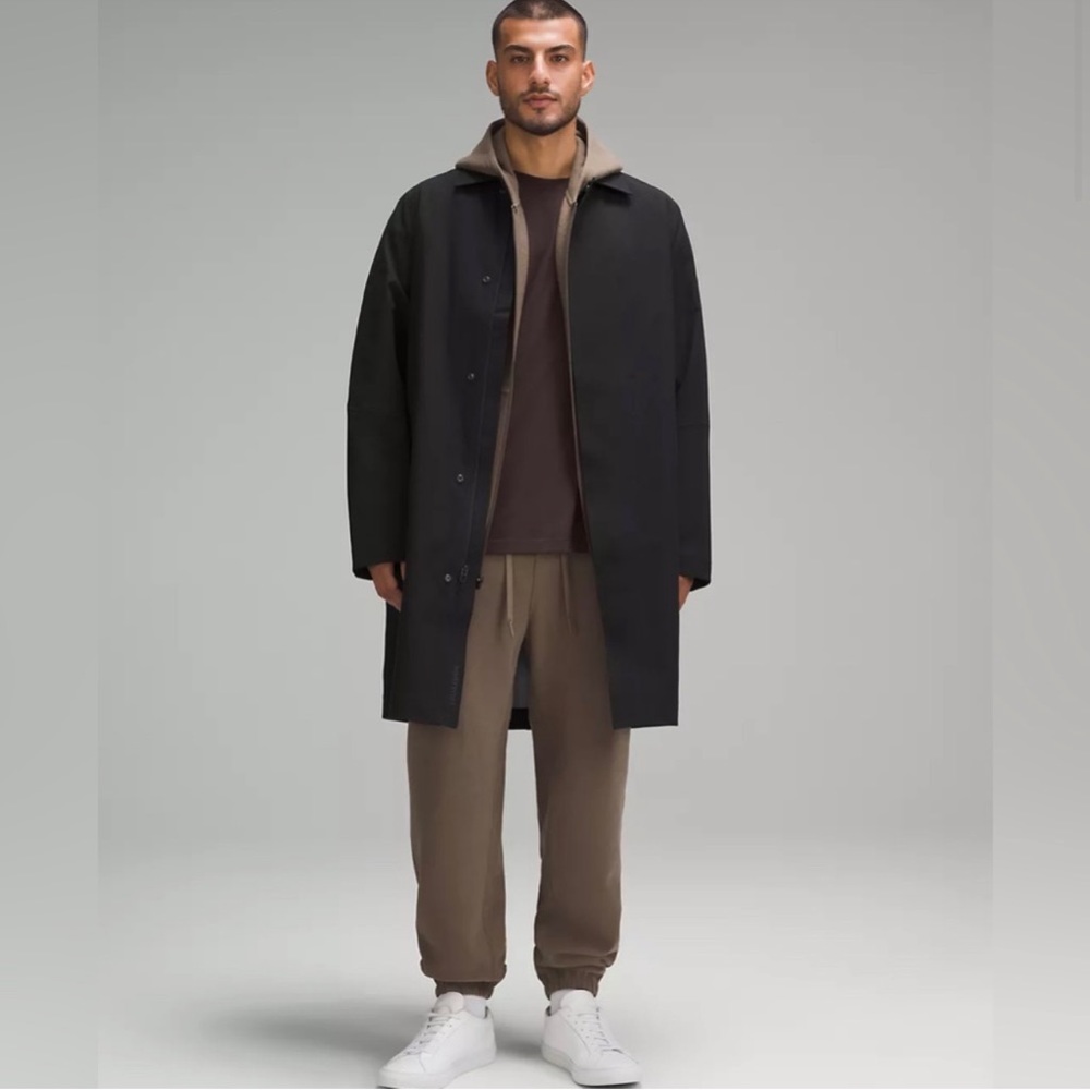 Lululemon Men’s Navy long coat